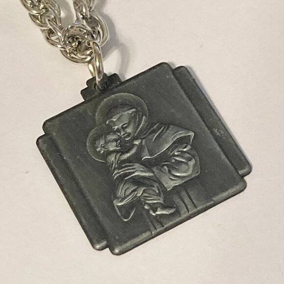 Vintage St. Saint Anthony of Padua Pendant Necklace Silver Plated Christian 19" - Picture 3 of 10